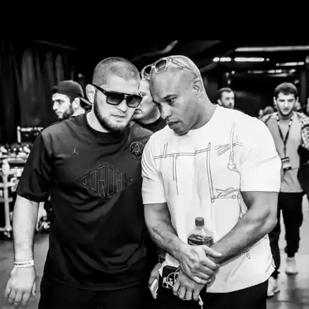 Khabibs manager Ali Abdelaziz makes a bold claim